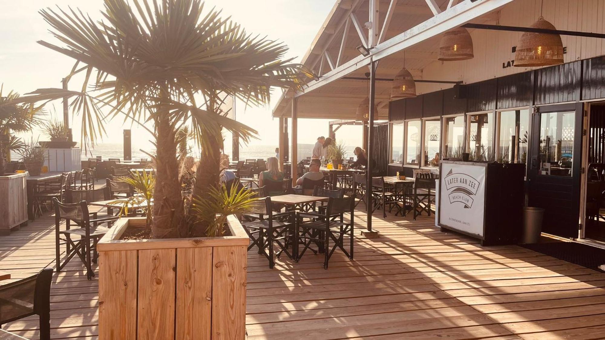 The East Wing Apartment Bloemendaal